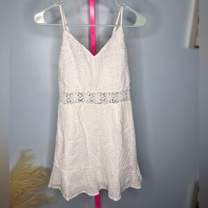 Love + Harmony White Eyelet Lace Dress size Large